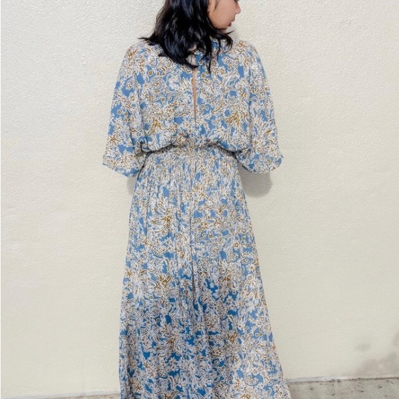 Dress Forum Paisley Maxi Dress - Picture 2 of 10